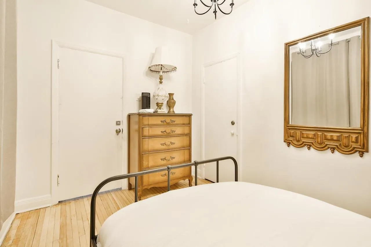 La Maison Du Mile-End Montreal Bed & Breakfast